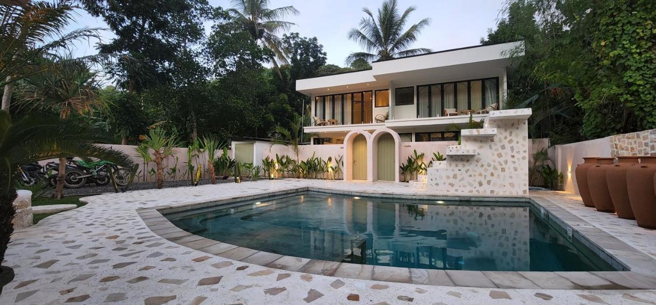 Tiu Oasis Lombok Hotel Kuta  Exterior foto